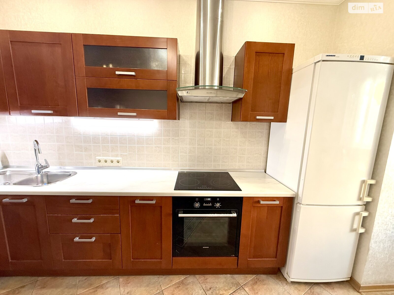 двокімнатна квартира в Києві, район undefined, на просп. Володимира Івасюка 10А в довготривалу оренду помісячно фото 1 двокімнатна квартира в Києві, район undefined, на просп. Володимира Івасюка 10А в довготривалу оренду помісячно фото 1