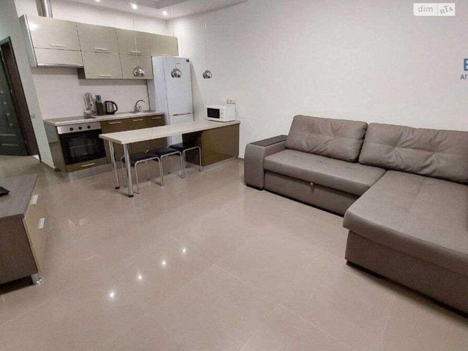 однокімнатна квартира в Києві, район undefined, на просп. Володимира Івасюка 2Д в довготривалу оренду помісячно фото 1