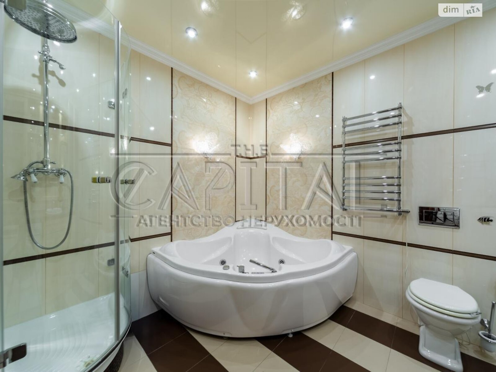 четырехкомнатная квартира в Киеве, район Оболонь, на просп. Владимира Ивасюка 22 в аренду на долгий срок помесячно фото 1