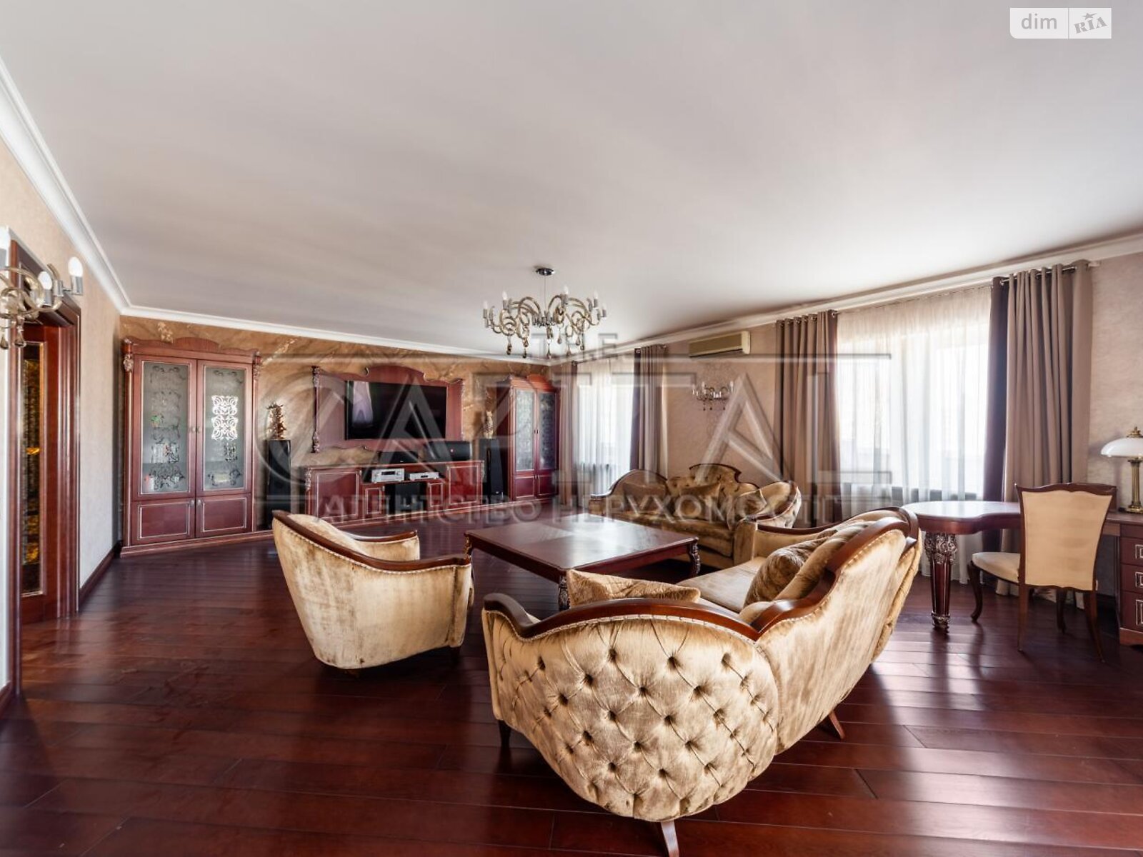 четырехкомнатная квартира в Киеве, район Оболонь, на просп. Владимира Ивасюка 22 в аренду на долгий срок помесячно фото 1 четырехкомнатная квартира в Киеве, район Оболонь, на просп. Владимира Ивасюка 22 в аренду на долгий срок помесячно фото 1