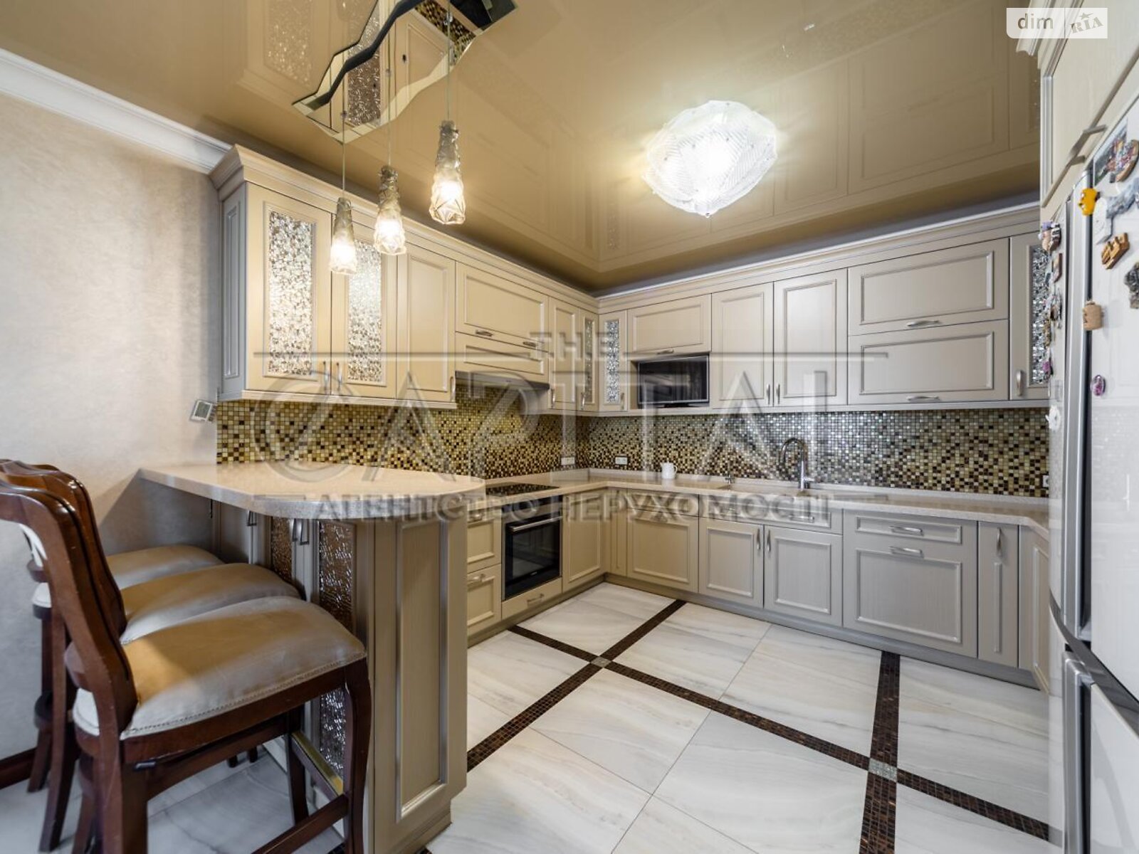 четырехкомнатная квартира в Киеве, район Оболонь, на просп. Владимира Ивасюка 22 в аренду на долгий срок помесячно фото 1 четырехкомнатная квартира в Киеве, район Оболонь, на просп. Владимира Ивасюка 22 в аренду на долгий срок помесячно фото 1