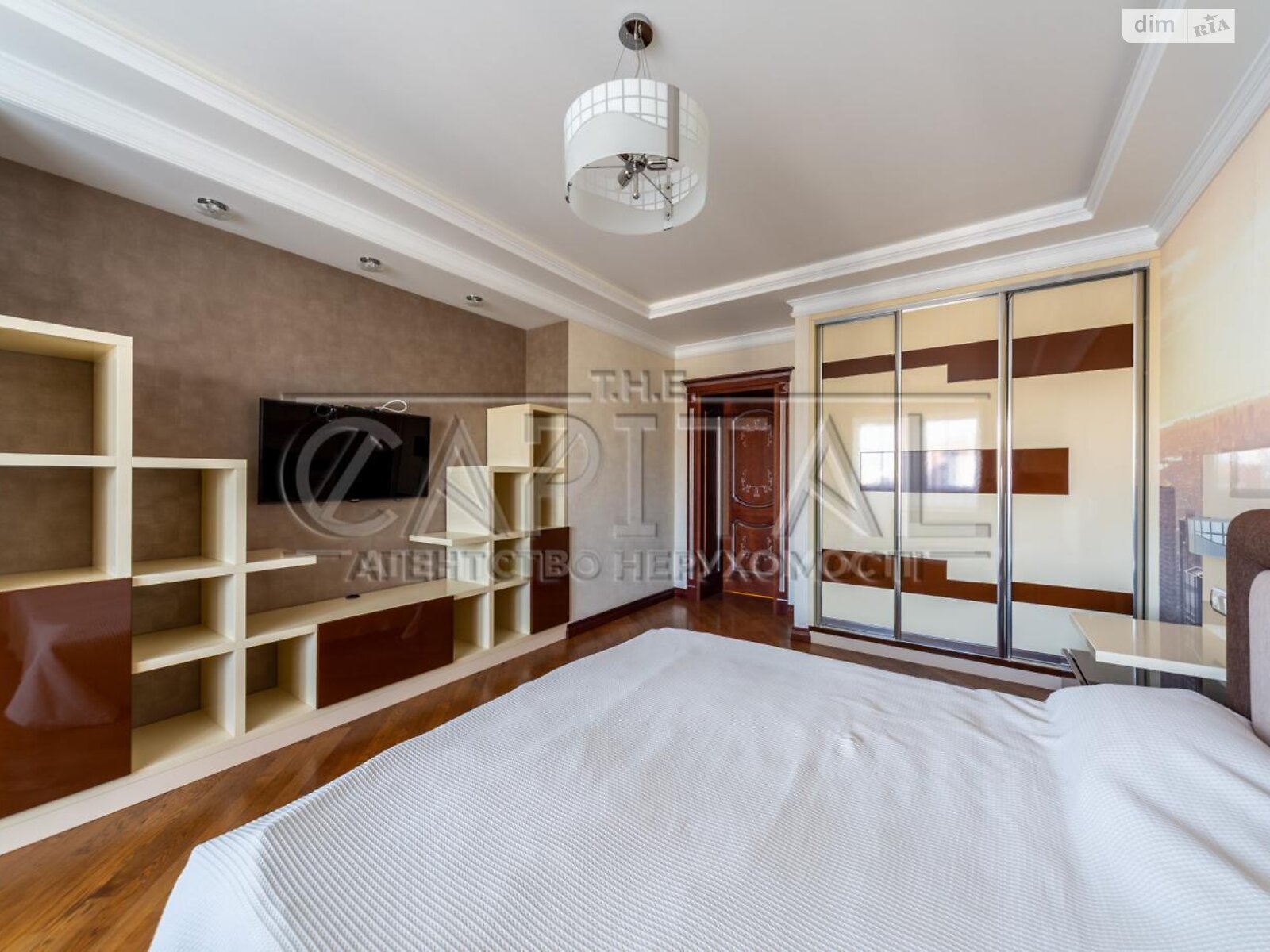 четырехкомнатная квартира в Киеве, район Оболонь, на просп. Владимира Ивасюка 22 в аренду на долгий срок помесячно фото 1 четырехкомнатная квартира в Киеве, район Оболонь, на просп. Владимира Ивасюка 22 в аренду на долгий срок помесячно фото 1