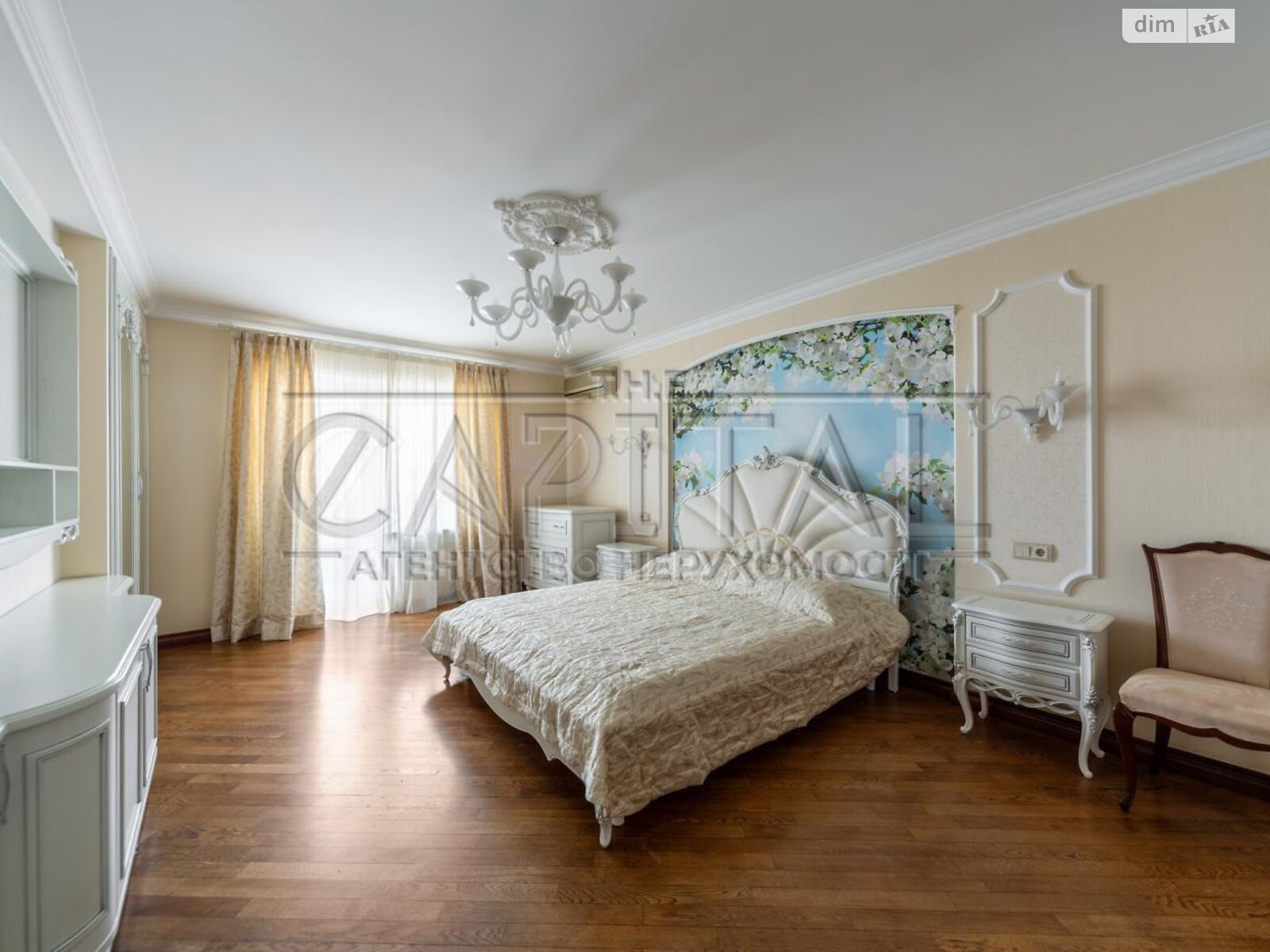 четырехкомнатная квартира в Киеве, район Оболонь, на просп. Владимира Ивасюка 22 в аренду на долгий срок помесячно фото 1