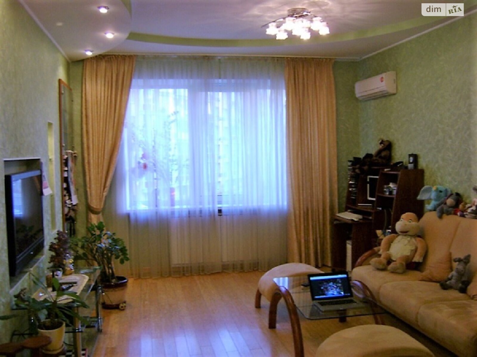 однокомнатная квартира в Киеве, район Оболонь, на просп. Владимира Ивасюка 4 корпус 4 в аренду на долгий срок помесячно фото 1