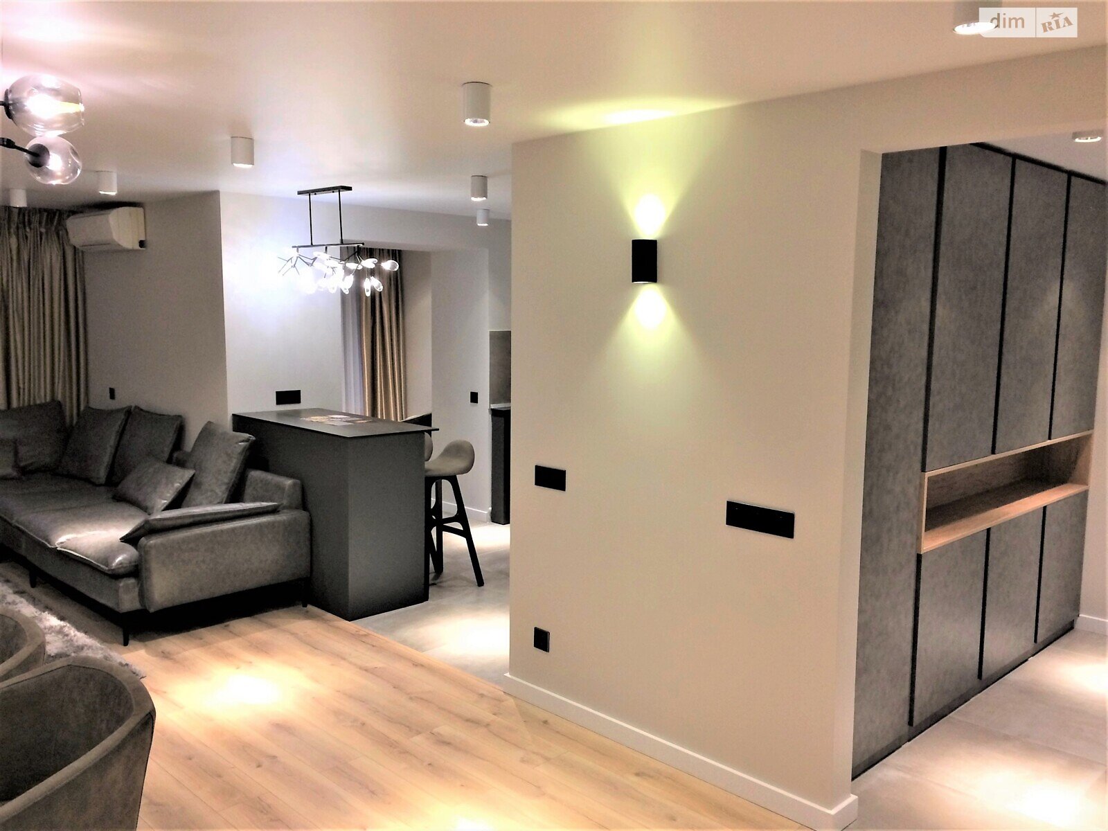 трехкомнатная квартира в Киеве, район Оболонь, на просп. Владимира Ивасюка 20А в аренду на долгий срок помесячно фото 1 трехкомнатная квартира в Киеве, район Оболонь, на просп. Владимира Ивасюка 20А в аренду на долгий срок помесячно фото 1