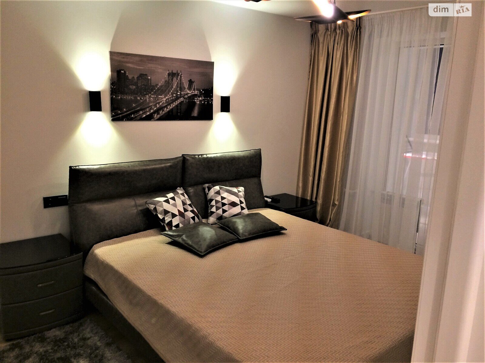 трехкомнатная квартира в Киеве, район Оболонь, на просп. Владимира Ивасюка 20А в аренду на долгий срок помесячно фото 1 трехкомнатная квартира в Киеве, район Оболонь, на просп. Владимира Ивасюка 20А в аренду на долгий срок помесячно фото 1