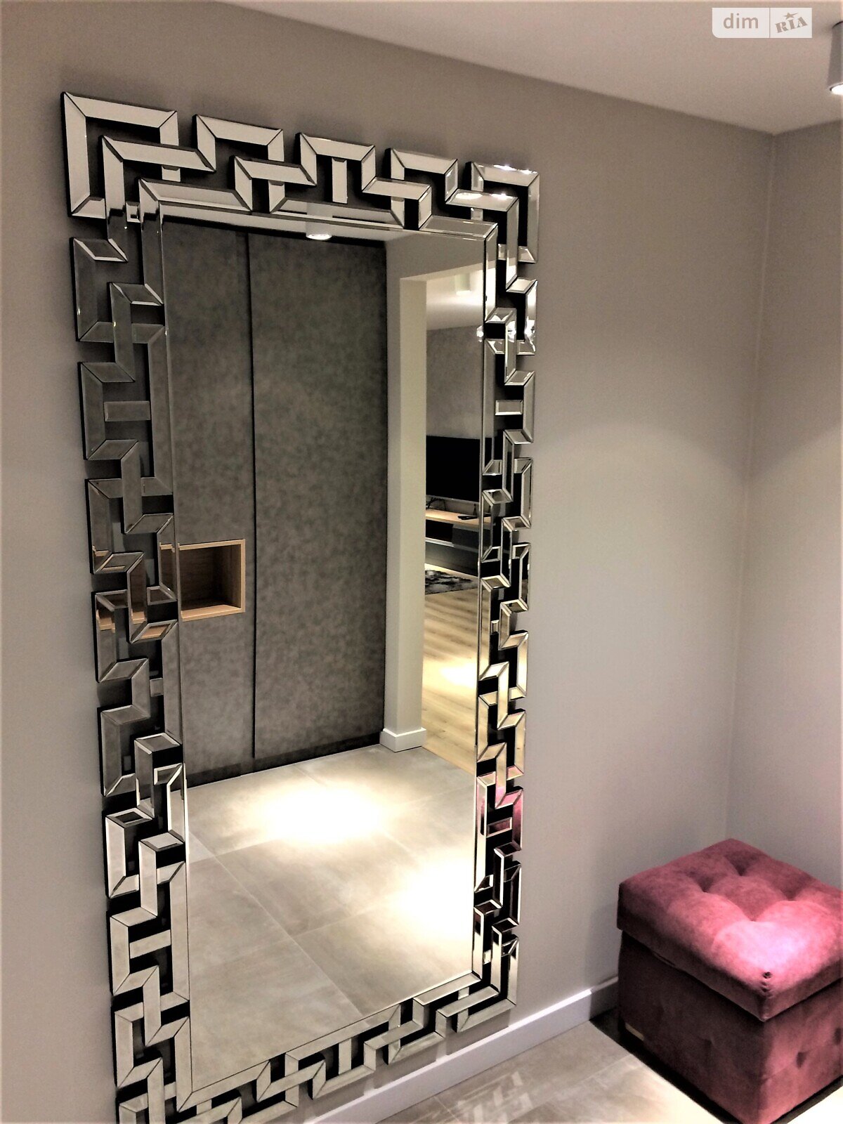 трехкомнатная квартира в Киеве, район Оболонь, на просп. Владимира Ивасюка 20А в аренду на долгий срок помесячно фото 1 трехкомнатная квартира в Киеве, район Оболонь, на просп. Владимира Ивасюка 20А в аренду на долгий срок помесячно фото 1