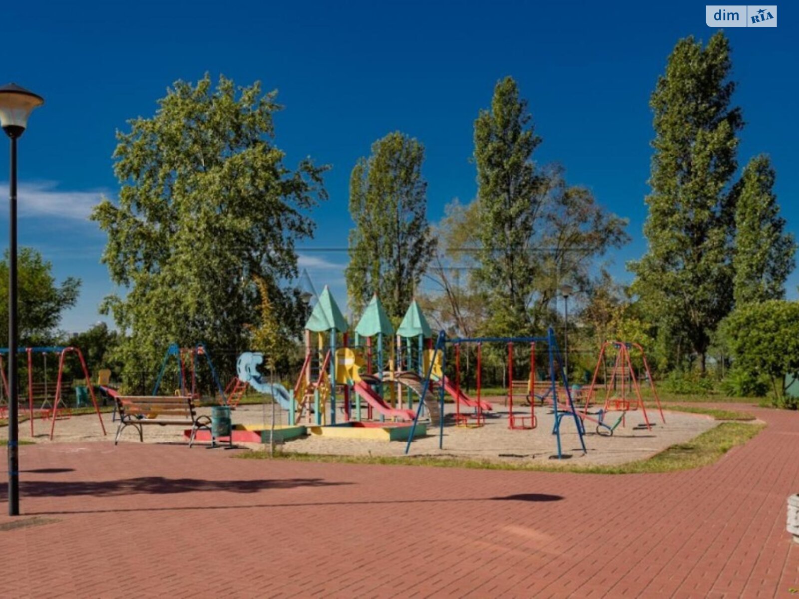 трикімнатна квартира в Києві, район Оболонський, на вул. Героїв полку АЗОВ в довготривалу оренду помісячно фото 1 трикімнатна квартира в Києві, район Оболонський, на вул. Героїв полку АЗОВ в довготривалу оренду помісячно фото 1