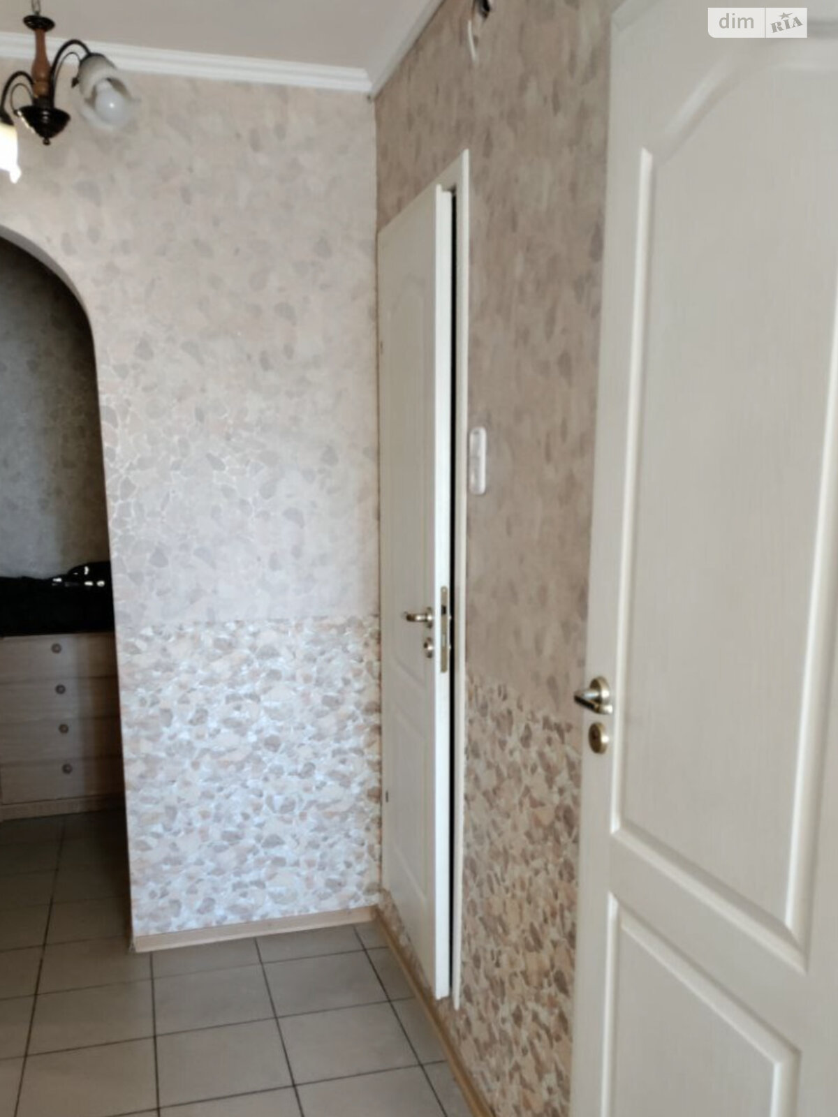 трехкомнатная квартира в Киеве, район Оболонский, на просп. Оболонский 38А в аренду на долгий срок помесячно фото 1 трехкомнатная квартира в Киеве, район Оболонский, на просп. Оболонский 38А в аренду на долгий срок помесячно фото 1
