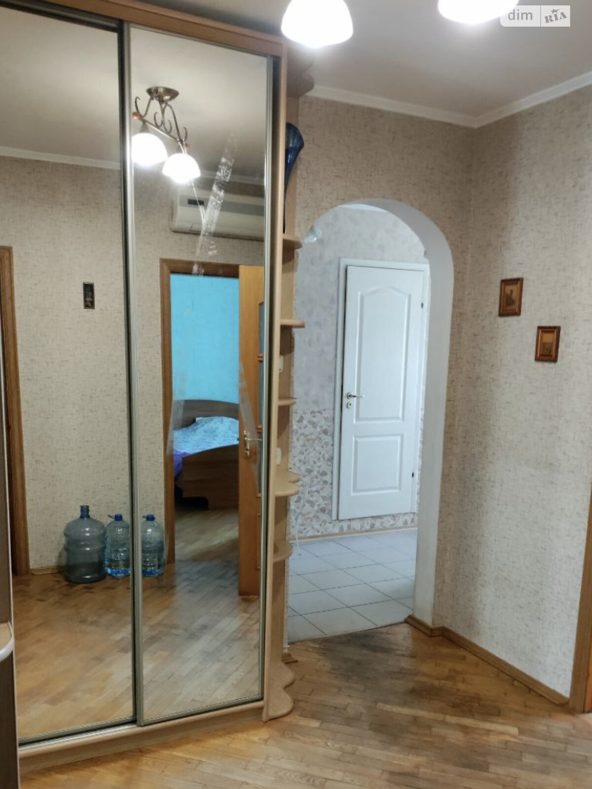 трехкомнатная квартира в Киеве, район Оболонский, на просп. Оболонский 38А в аренду на долгий срок помесячно фото 1 трехкомнатная квартира в Киеве, район Оболонский, на просп. Оболонский 38А в аренду на долгий срок помесячно фото 1