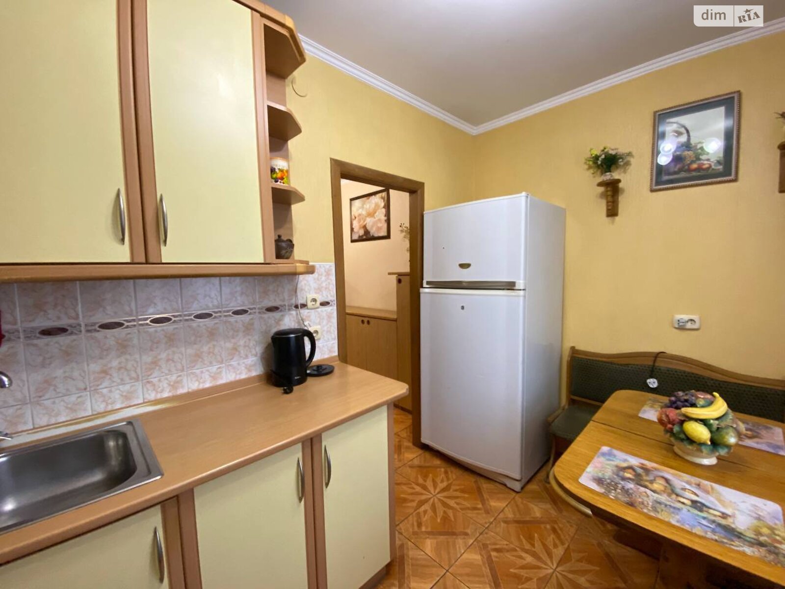 однокімнатна квартира в Києві, район Осокорки, на вул. Олександра Мишуги 1/4 в довготривалу оренду помісячно фото 1 однокімнатна квартира в Києві, район Осокорки, на вул. Олександра Мишуги 1/4 в довготривалу оренду помісячно фото 1