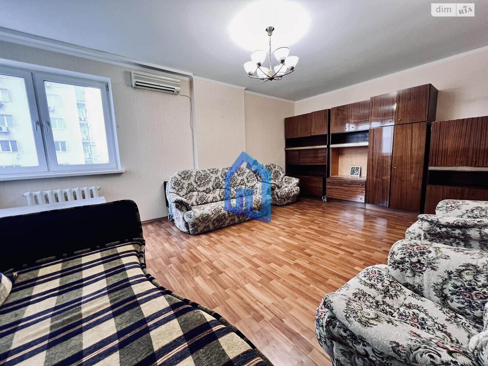 двокімнатна квартира в Києві, район Осокорки, на вул. Олександра Мишуги 8 в довготривалу оренду помісячно фото 1 двокімнатна квартира в Києві, район Осокорки, на вул. Олександра Мишуги 8 в довготривалу оренду помісячно фото 1