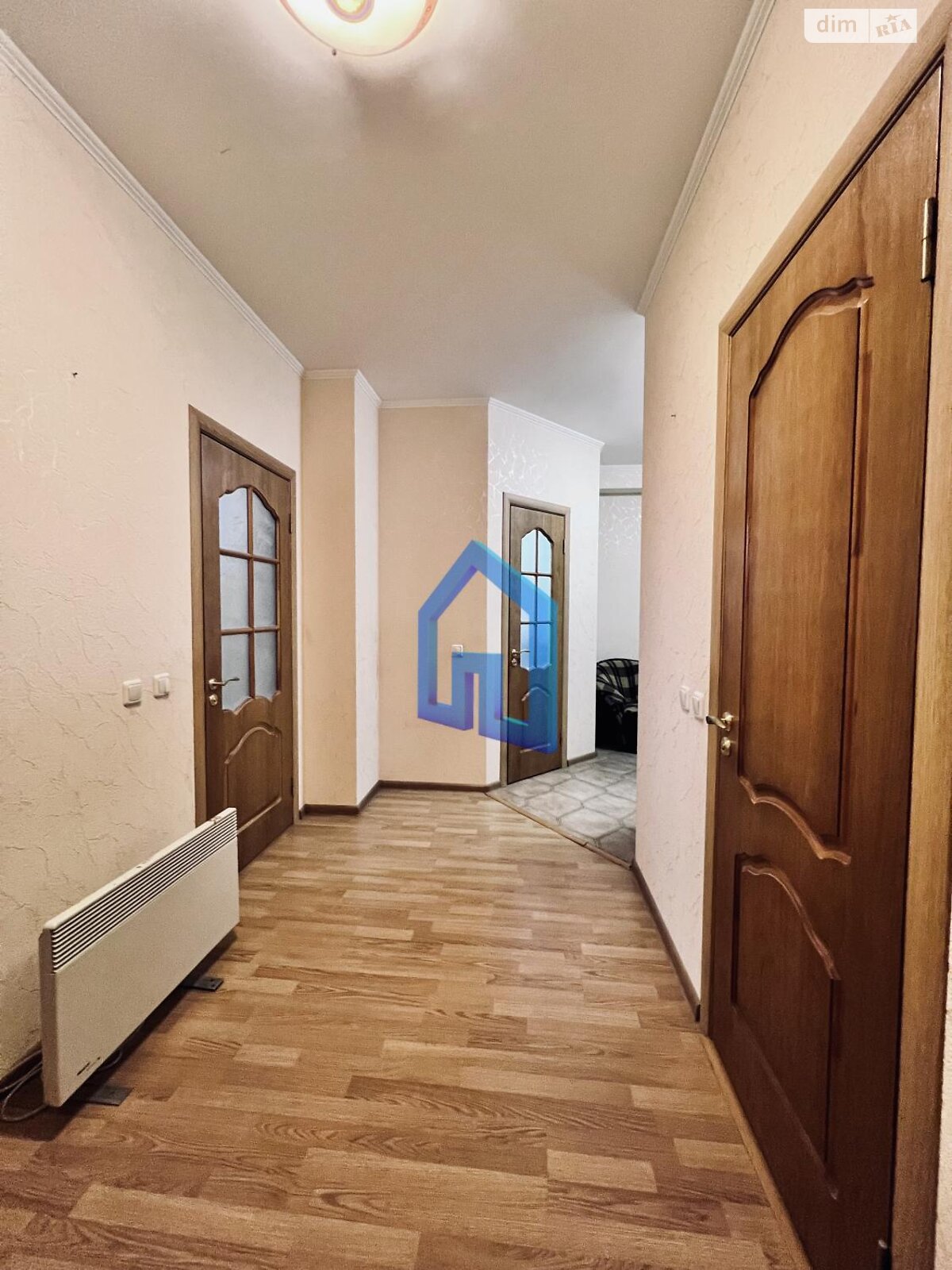 двокімнатна квартира в Києві, район Осокорки, на вул. Олександра Мишуги 8 в довготривалу оренду помісячно фото 1 двокімнатна квартира в Києві, район Осокорки, на вул. Олександра Мишуги 8 в довготривалу оренду помісячно фото 1