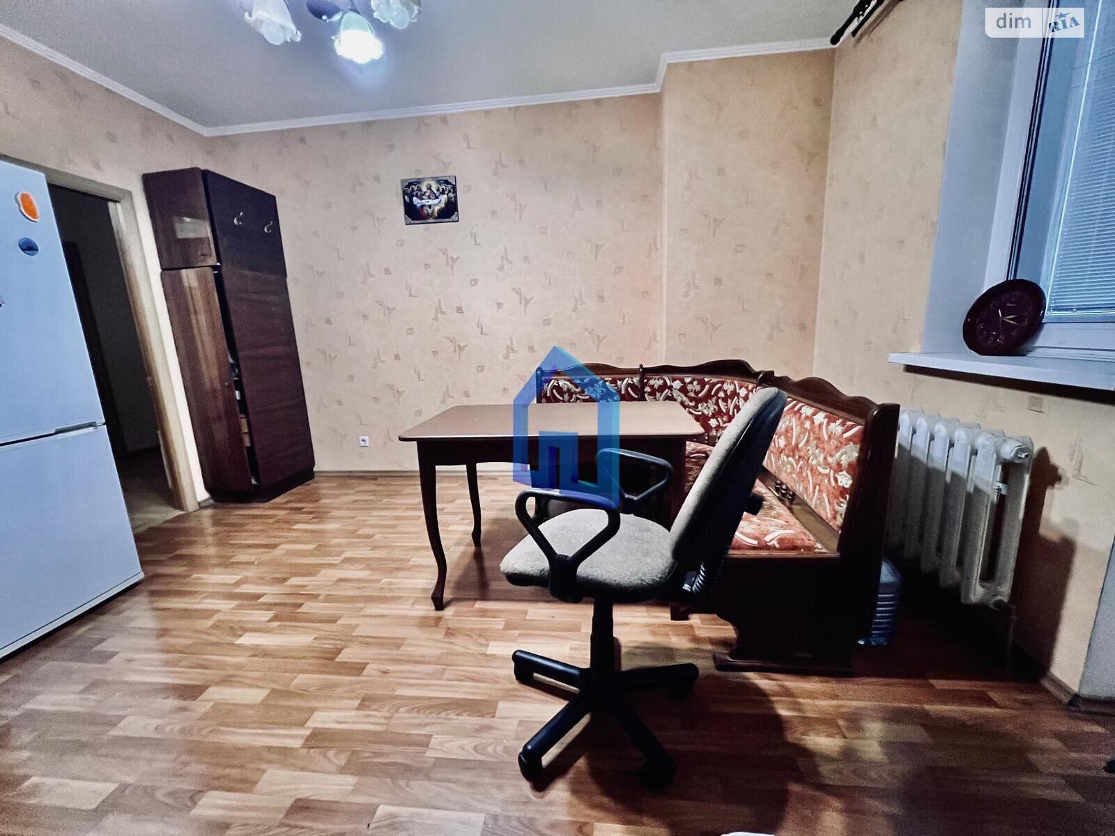 двокімнатна квартира в Києві, район Осокорки, на вул. Олександра Мишуги 8 в довготривалу оренду помісячно фото 1 двокімнатна квартира в Києві, район Осокорки, на вул. Олександра Мишуги 8 в довготривалу оренду помісячно фото 1
