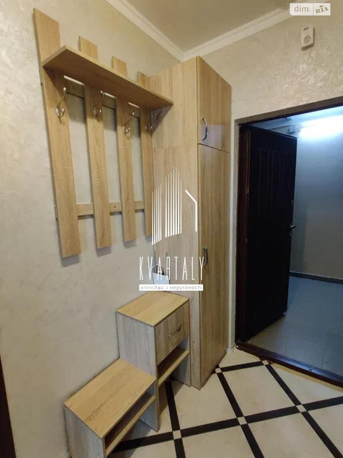 однокімнатна квартира в Києві, район Осокорки, на вул. Бориса Гмирі 16 в довготривалу оренду помісячно фото 1 однокімнатна квартира в Києві, район Осокорки, на вул. Бориса Гмирі 16 в довготривалу оренду помісячно фото 1