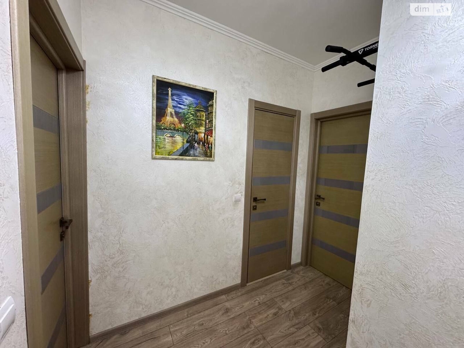 трикімнатна квартира в Києві, район Осокорки, на вул. Бориса Гмирі 4 в довготривалу оренду помісячно фото 1 трикімнатна квартира в Києві, район Осокорки, на вул. Бориса Гмирі 4 в довготривалу оренду помісячно фото 1