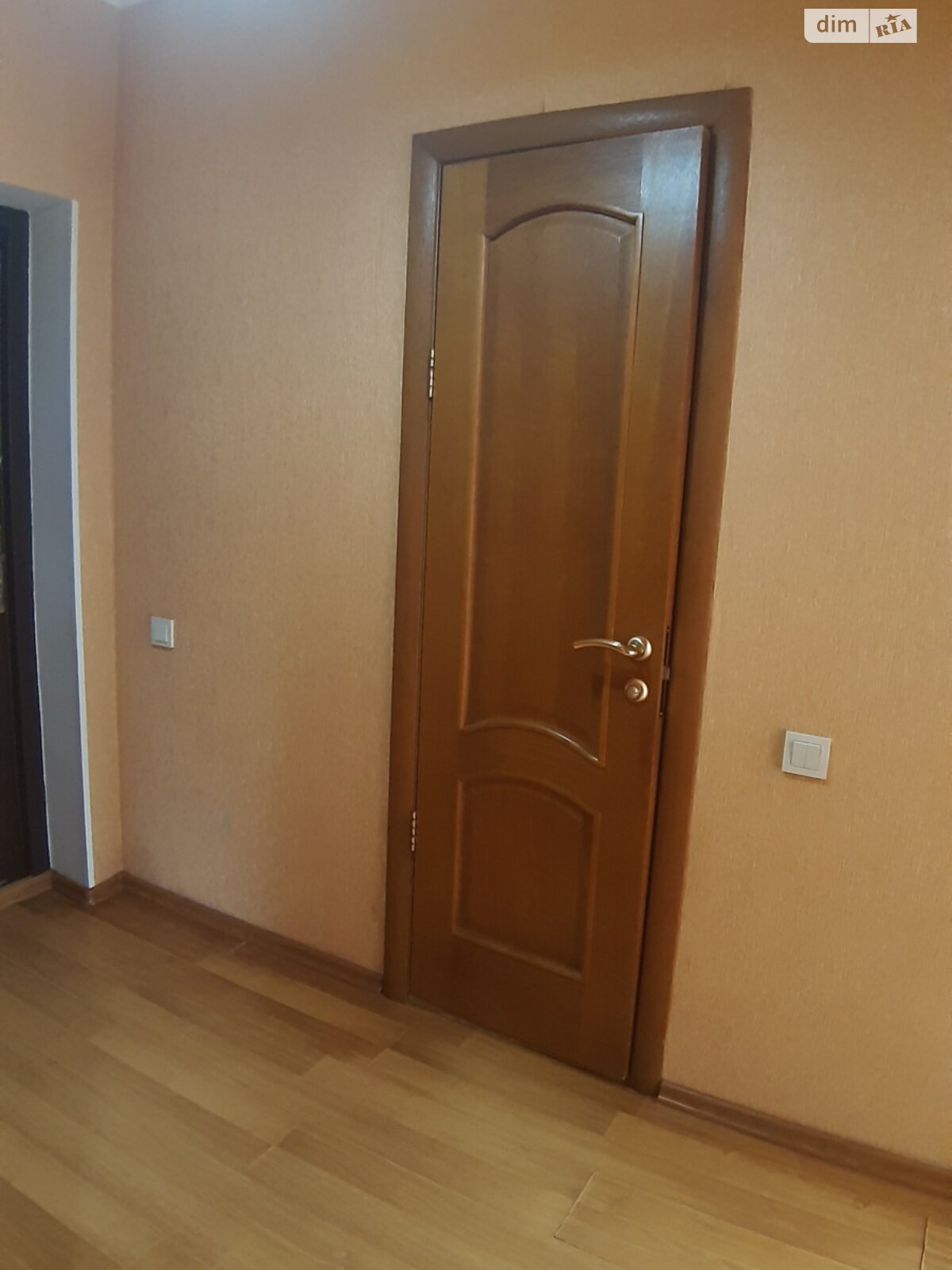 однокімнатна квартира в Києві, район Дарницький, на вул. Бориса Гмирі 8Б в довготривалу оренду помісячно фото 1 однокімнатна квартира в Києві, район Дарницький, на вул. Бориса Гмирі 8Б в довготривалу оренду помісячно фото 1