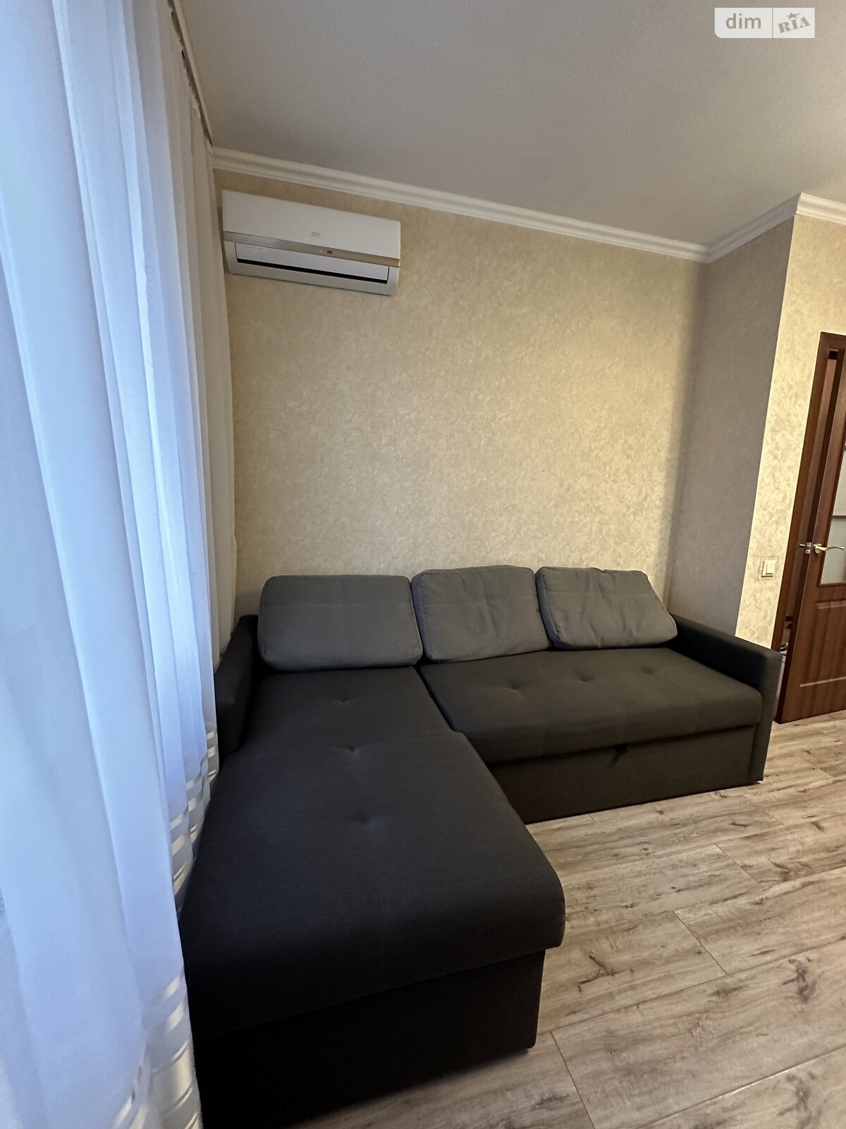 однокімнатна квартира в Києві, район Дарницький, на вул. Бориса Гмирі 16А в довготривалу оренду помісячно фото 1 однокімнатна квартира в Києві, район Дарницький, на вул. Бориса Гмирі 16А в довготривалу оренду помісячно фото 1