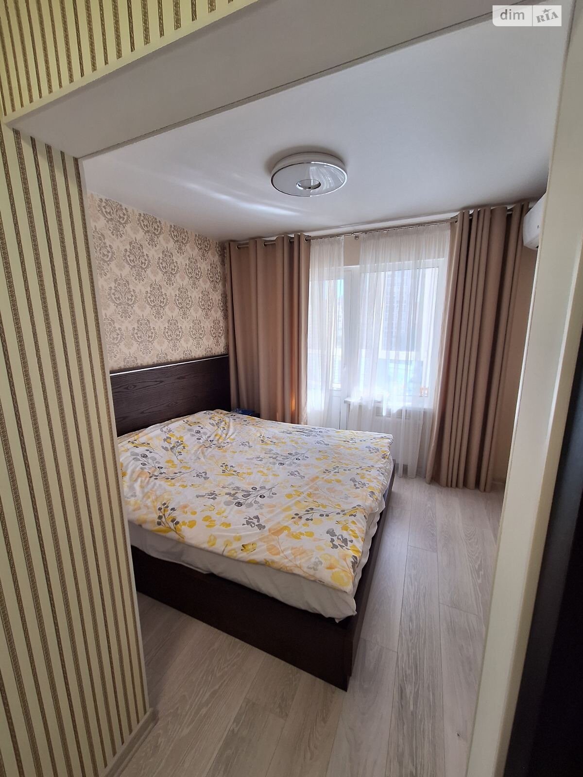 двокімнатна квартира в Києві, район Осокорки, на вул. Бориса Гмирі 12Б в довготривалу оренду помісячно фото 1 двокімнатна квартира в Києві, район Осокорки, на вул. Бориса Гмирі 12Б в довготривалу оренду помісячно фото 1