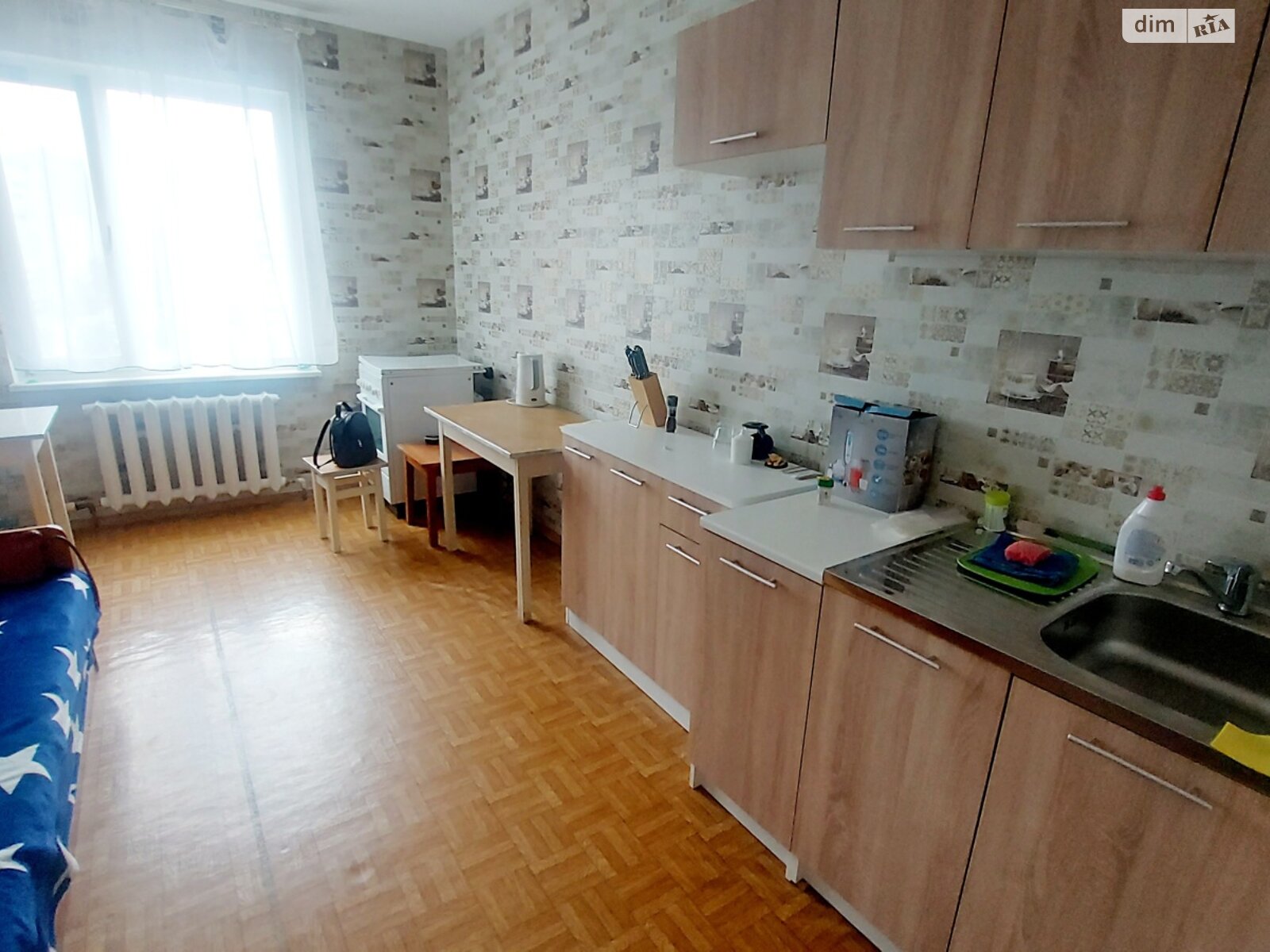 однокімнатна квартира в Києві, район Осокорки, на вул. Бориса Гмирі 1А/4, кв. 41 в довготривалу оренду помісячно фото 1 однокімнатна квартира в Києві, район Осокорки, на вул. Бориса Гмирі 1А/4, кв. 41 в довготривалу оренду помісячно фото 1