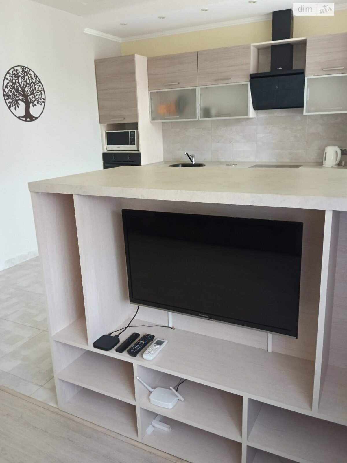 однокімнатна квартира в Києві, район Осокорки, на вул. Бориса Гмирі 14А в довготривалу оренду помісячно фото 1