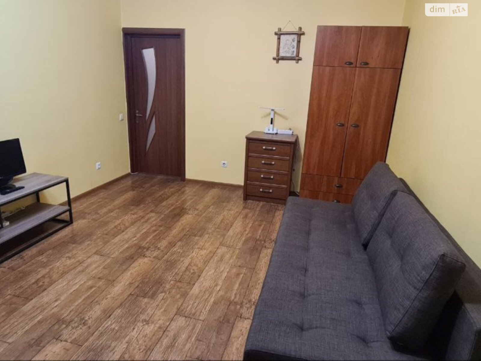 однокімнатна квартира в Києві, район Осокорки, на вул. Бориса Гмирі 8Б, кв. 138 в довготривалу оренду помісячно фото 1