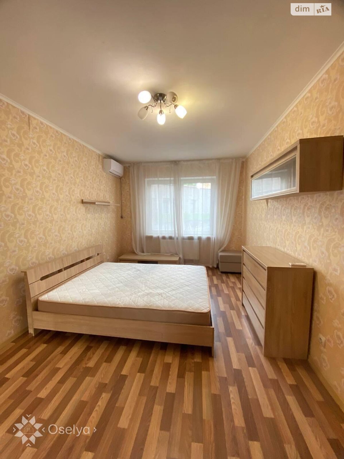 однокомнатная квартира в Киеве, район Осокорки, на ул. Чавдар Елизаветы 34 в аренду на долгий срок помесячно фото 1 однокомнатная квартира в Киеве, район Осокорки, на ул. Чавдар Елизаветы 34 в аренду на долгий срок помесячно фото 1