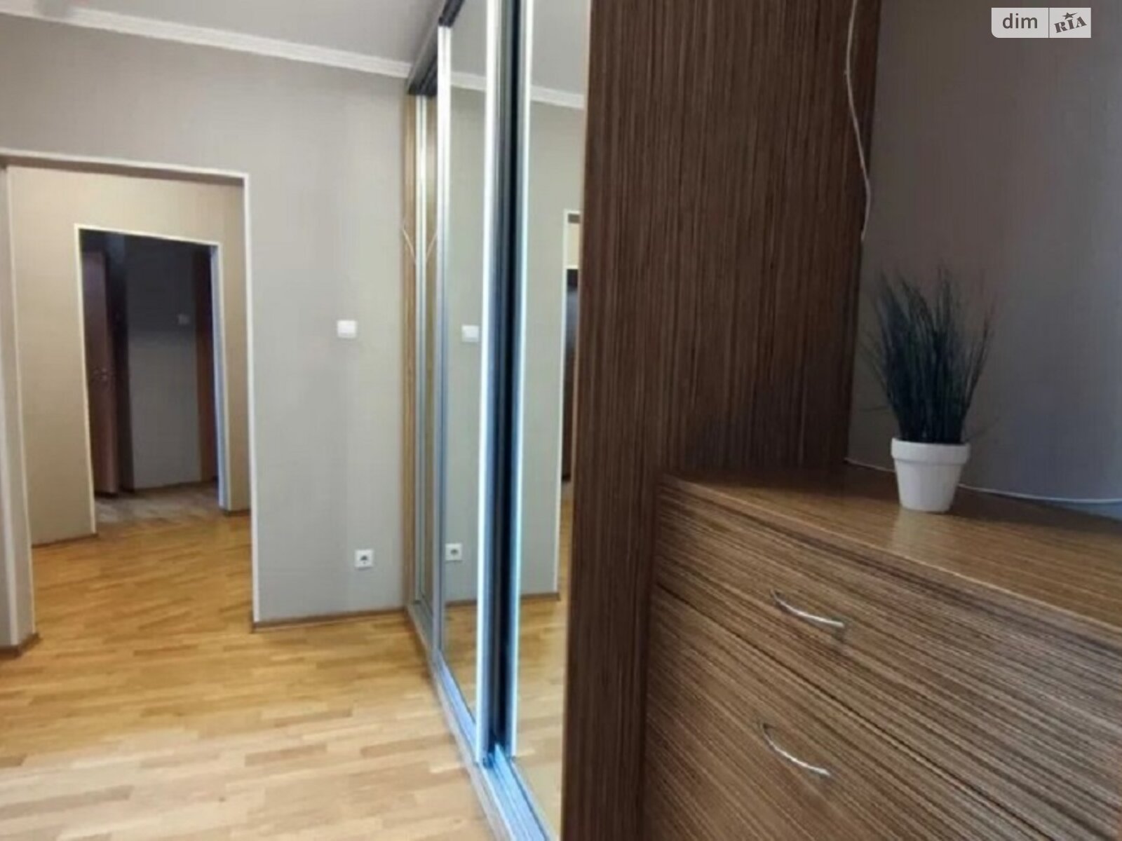 двокімнатна квартира в Києві, район Осокорки, на вул. Чавдар Єлизавети 4 в довготривалу оренду помісячно фото 1 двокімнатна квартира в Києві, район Осокорки, на вул. Чавдар Єлизавети 4 в довготривалу оренду помісячно фото 1