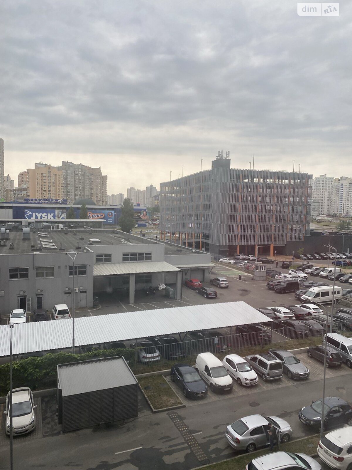 однокомнатная квартира в Киеве, район Осокорки, на наб. Днепровская 16Д в аренду на долгий срок помесячно фото 1 однокомнатная квартира в Киеве, район Осокорки, на наб. Днепровская 16Д в аренду на долгий срок помесячно фото 1
