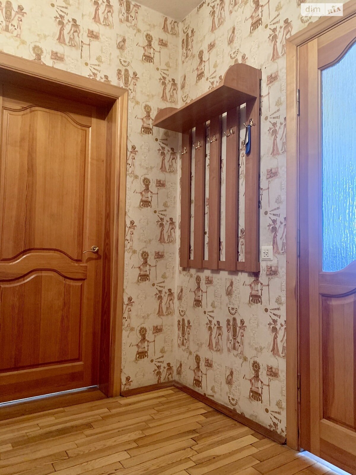 однокомнатная квартира в Киеве, район Осокорки, на просп. Николая Бажана 12 в аренду на долгий срок помесячно фото 1 однокомнатная квартира в Киеве, район Осокорки, на просп. Николая Бажана 12 в аренду на долгий срок помесячно фото 1