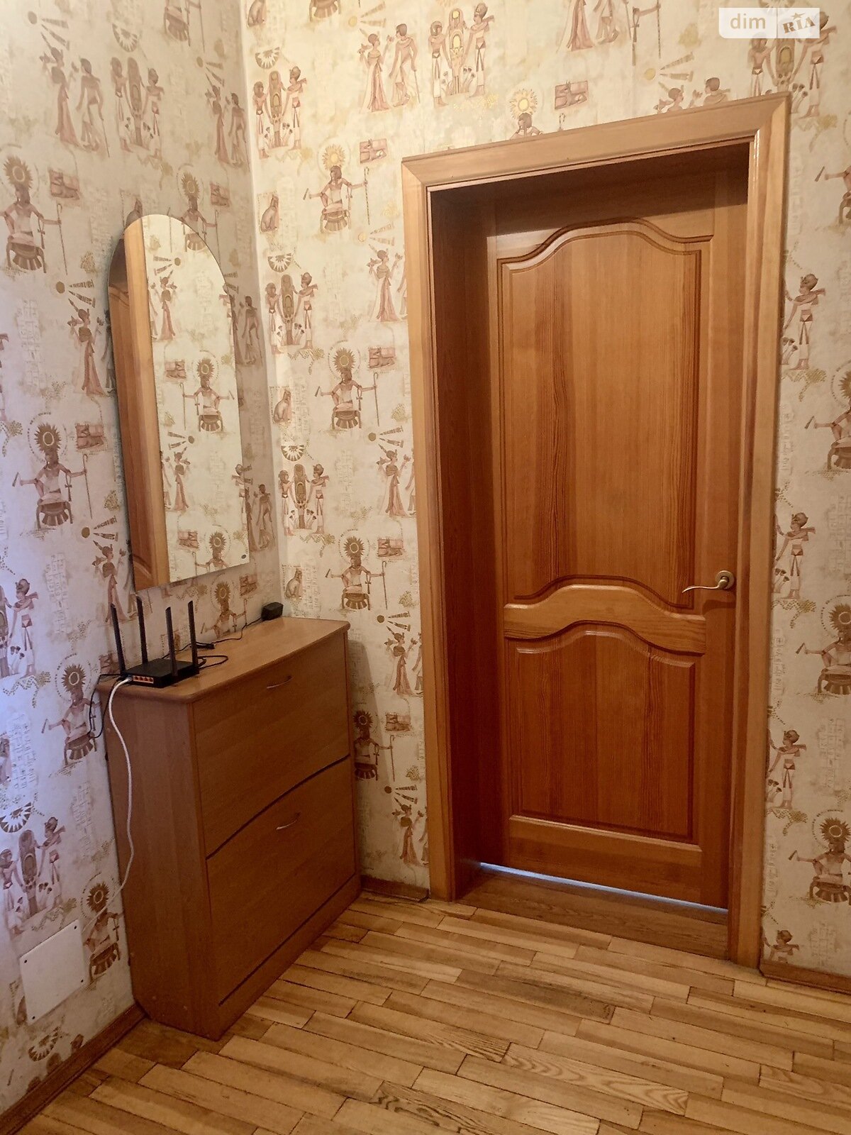 однокомнатная квартира в Киеве, район Осокорки, на просп. Николая Бажана 12 в аренду на долгий срок помесячно фото 1 однокомнатная квартира в Киеве, район Осокорки, на просп. Николая Бажана 12 в аренду на долгий срок помесячно фото 1