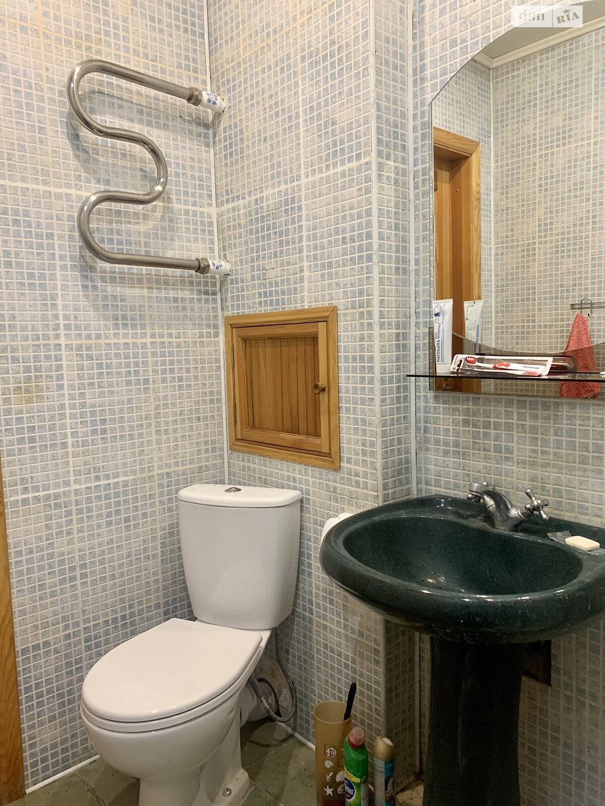 однокомнатная квартира в Киеве, район Осокорки, на просп. Николая Бажана 12 в аренду на долгий срок помесячно фото 1 однокомнатная квартира в Киеве, район Осокорки, на просп. Николая Бажана 12 в аренду на долгий срок помесячно фото 1