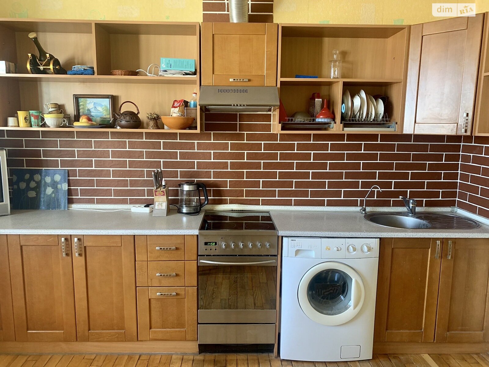 однокомнатная квартира в Киеве, район Осокорки, на просп. Николая Бажана 12 в аренду на долгий срок помесячно фото 1 однокомнатная квартира в Киеве, район Осокорки, на просп. Николая Бажана 12 в аренду на долгий срок помесячно фото 1