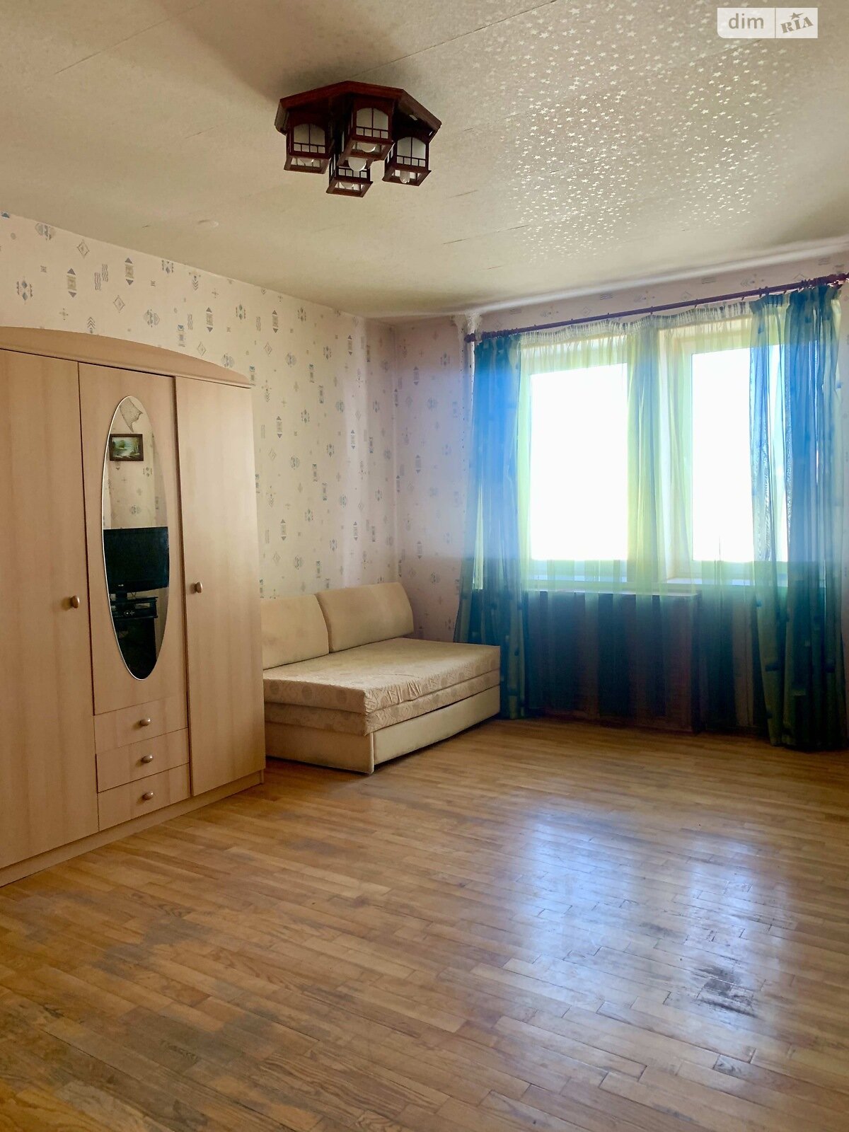 однокомнатная квартира в Киеве, район Осокорки, на просп. Николая Бажана 12 в аренду на долгий срок помесячно фото 1 однокомнатная квартира в Киеве, район Осокорки, на просп. Николая Бажана 12 в аренду на долгий срок помесячно фото 1