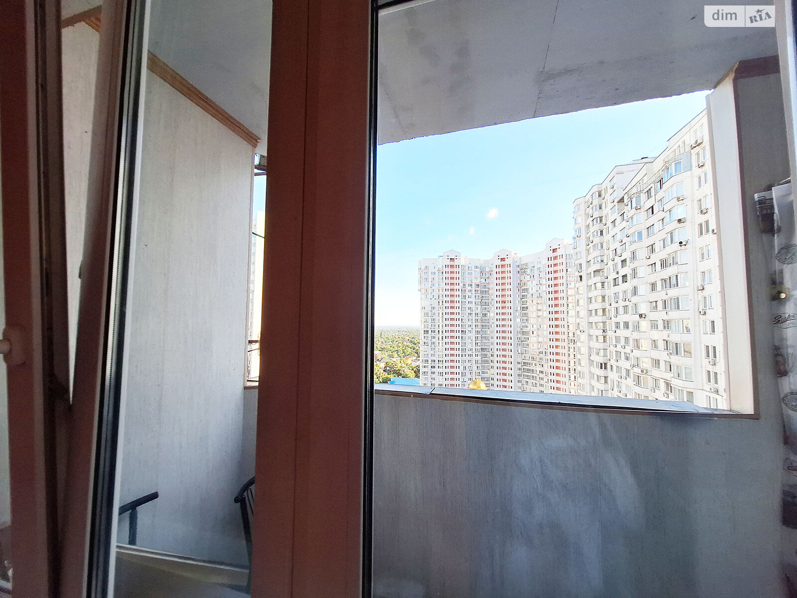однокімнатна квартира з меблями в Києві, район Осокорки, на просп. Миколи Бажана 10 в довготривалу оренду помісячно фото 1 однокімнатна квартира з меблями в Києві, район Осокорки, на просп. Миколи Бажана 10 в довготривалу оренду помісячно фото 1