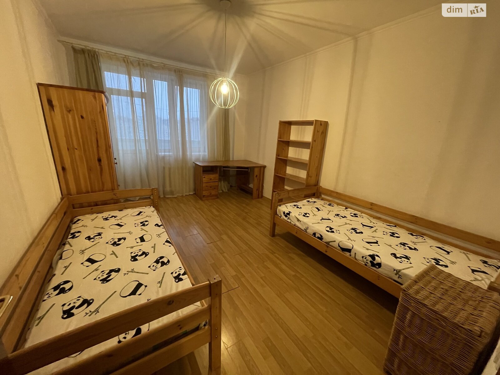 трехкомнатная квартира в Киеве, район Осокорки, на просп. Николая Бажана 14 в аренду на долгий срок помесячно фото 1 трехкомнатная квартира в Киеве, район Осокорки, на просп. Николая Бажана 14 в аренду на долгий срок помесячно фото 1