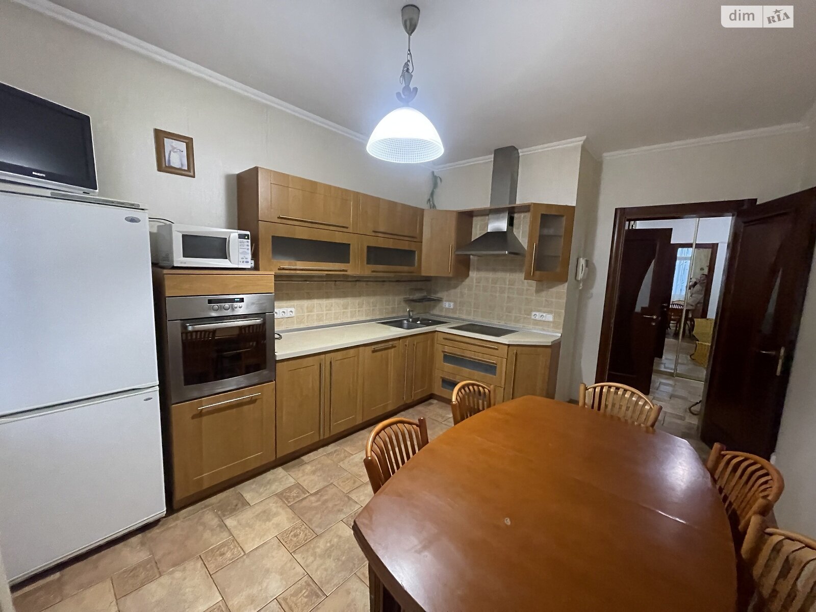 трехкомнатная квартира в Киеве, район Осокорки, на просп. Николая Бажана 14 в аренду на долгий срок помесячно фото 1 трехкомнатная квартира в Киеве, район Осокорки, на просп. Николая Бажана 14 в аренду на долгий срок помесячно фото 1