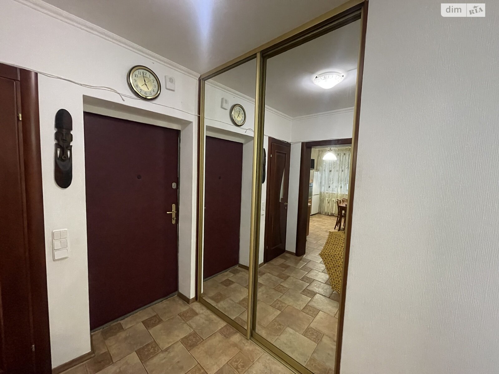 трехкомнатная квартира в Киеве, район Осокорки, на просп. Николая Бажана 14 в аренду на долгий срок помесячно фото 1 трехкомнатная квартира в Киеве, район Осокорки, на просп. Николая Бажана 14 в аренду на долгий срок помесячно фото 1