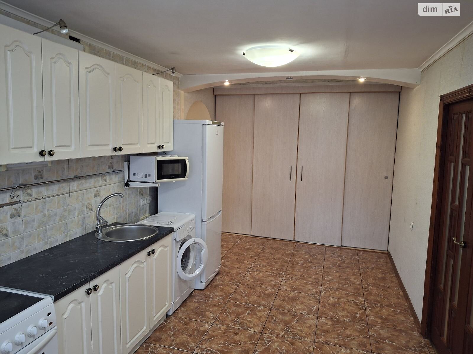 однокомнатная квартира в Киеве, район Осокорки, на просп. Николая Бажана 24/1 в аренду на долгий срок помесячно фото 1 однокомнатная квартира в Киеве, район Осокорки, на просп. Николая Бажана 24/1 в аренду на долгий срок помесячно фото 1