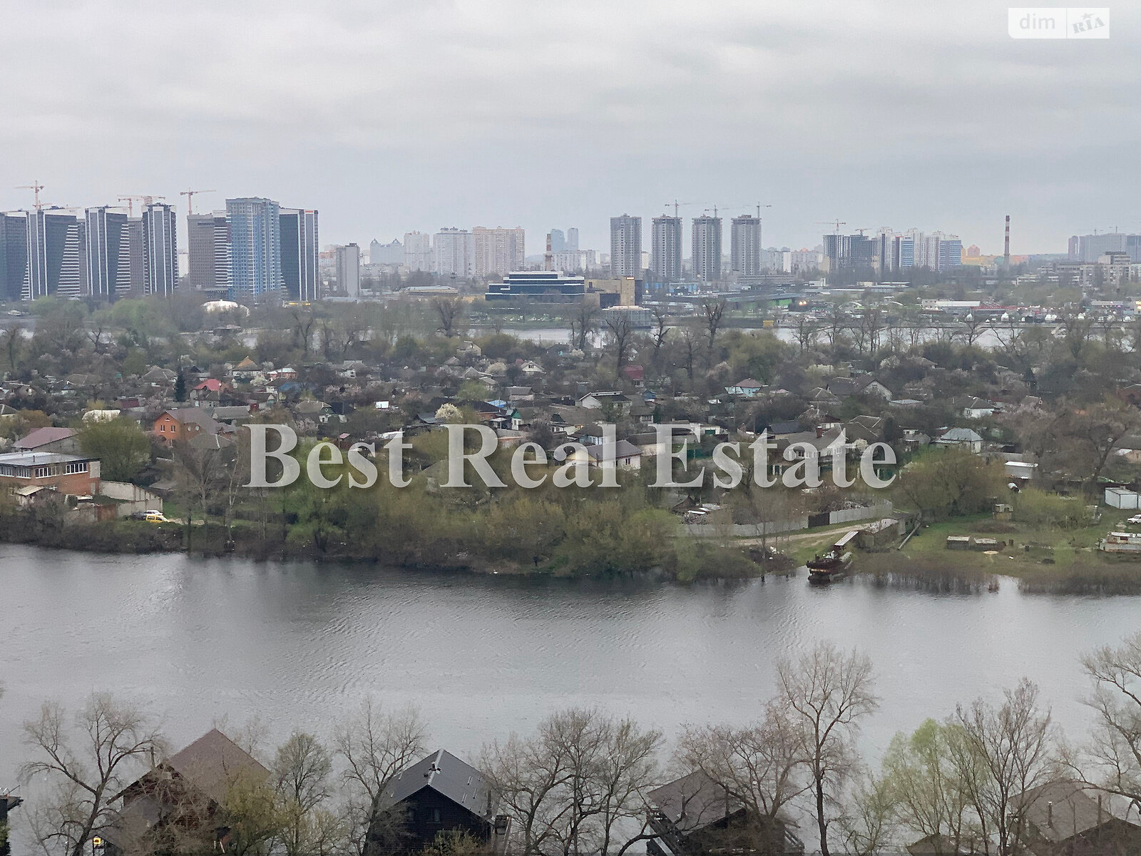 трикімнатна квартира з ремонтом в Києві, район Осокорки, на вул. Осокорська 2А в довготривалу оренду помісячно фото 1 трикімнатна квартира з ремонтом в Києві, район Осокорки, на вул. Осокорська 2А в довготривалу оренду помісячно фото 1