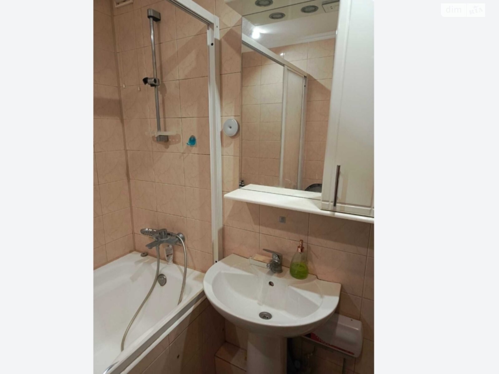 двокімнатна квартира в Києві, район Осокорки, на просп. Петра Григоренка 38 в довготривалу оренду помісячно фото 1