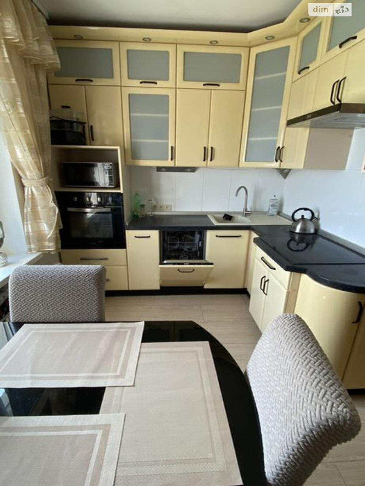 двухкомнатная квартира в Киеве, район Осокорки, на ул. Ревуцкого 44 в аренду на долгий срок помесячно фото 1