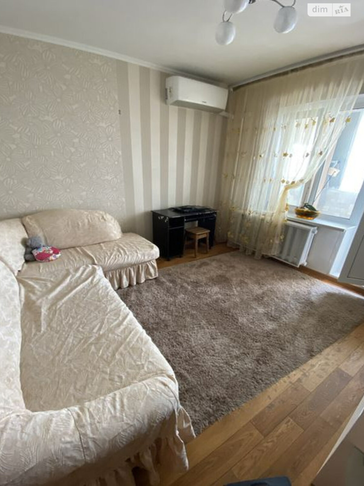 двухкомнатная квартира в Киеве, район Осокорки, на ул. Ревуцкого 44 в аренду на долгий срок помесячно фото 1