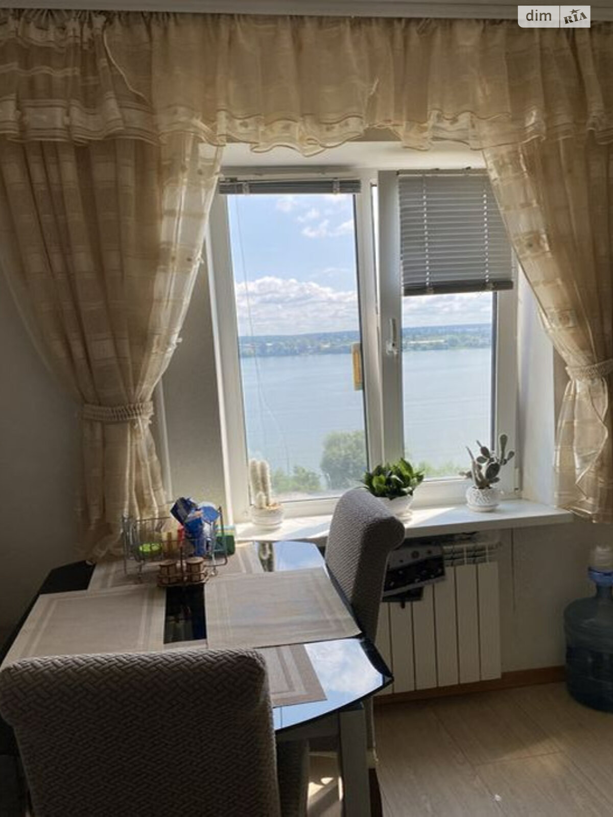 двухкомнатная квартира в Киеве, район Осокорки, на ул. Ревуцкого 44 в аренду на долгий срок помесячно фото 1