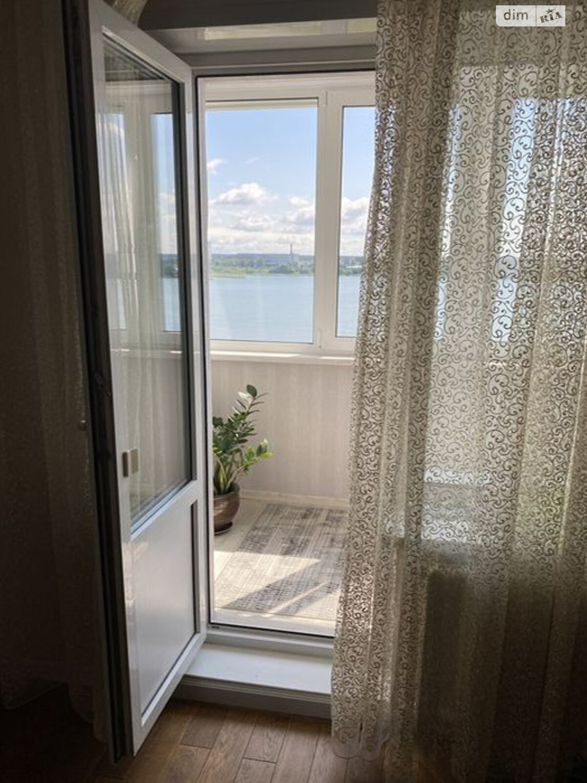 двухкомнатная квартира в Киеве, район Осокорки, на ул. Ревуцкого 44 в аренду на долгий срок помесячно фото 1