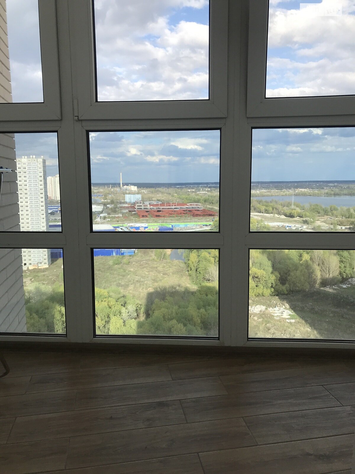 однокімнатна квартира в Києві, район Осокорки, на вул. Софії Русової 7Г в довготривалу оренду помісячно фото 1 однокімнатна квартира в Києві, район Осокорки, на вул. Софії Русової 7Г в довготривалу оренду помісячно фото 1