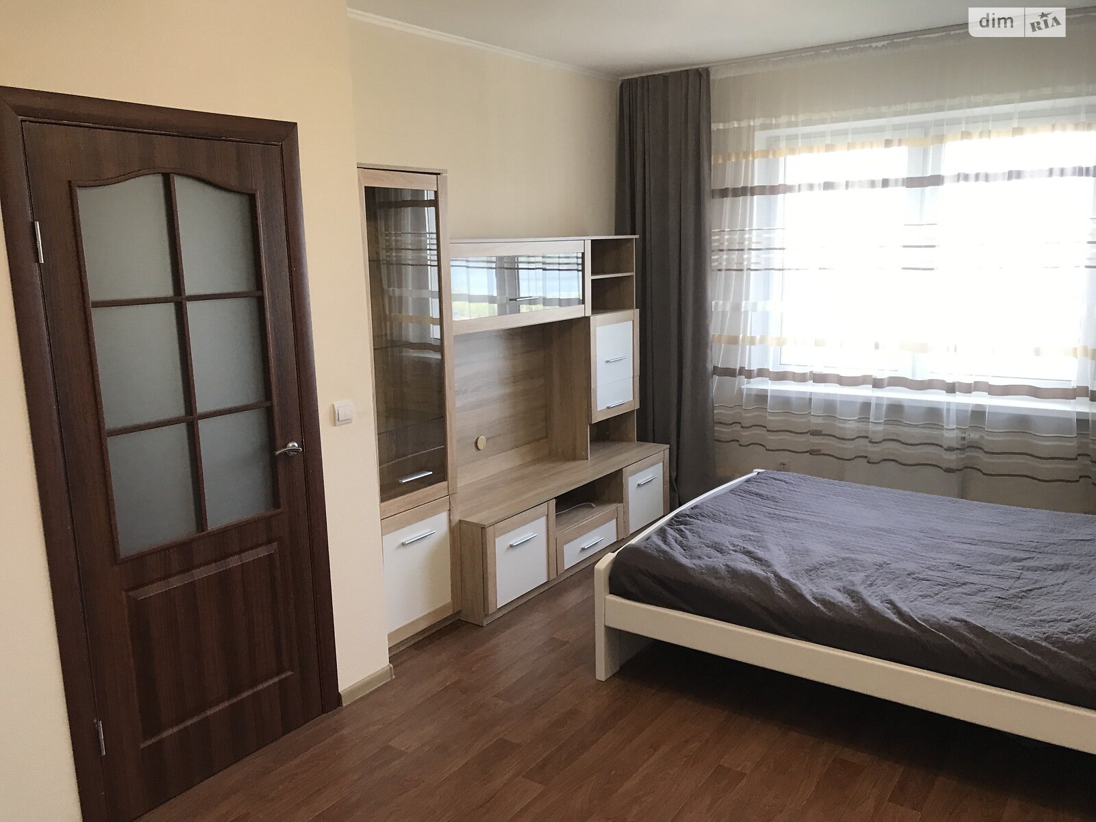 однокімнатна квартира в Києві, район Осокорки, на вул. Софії Русової 7Г в довготривалу оренду помісячно фото 1 однокімнатна квартира в Києві, район Осокорки, на вул. Софії Русової 7Г в довготривалу оренду помісячно фото 1