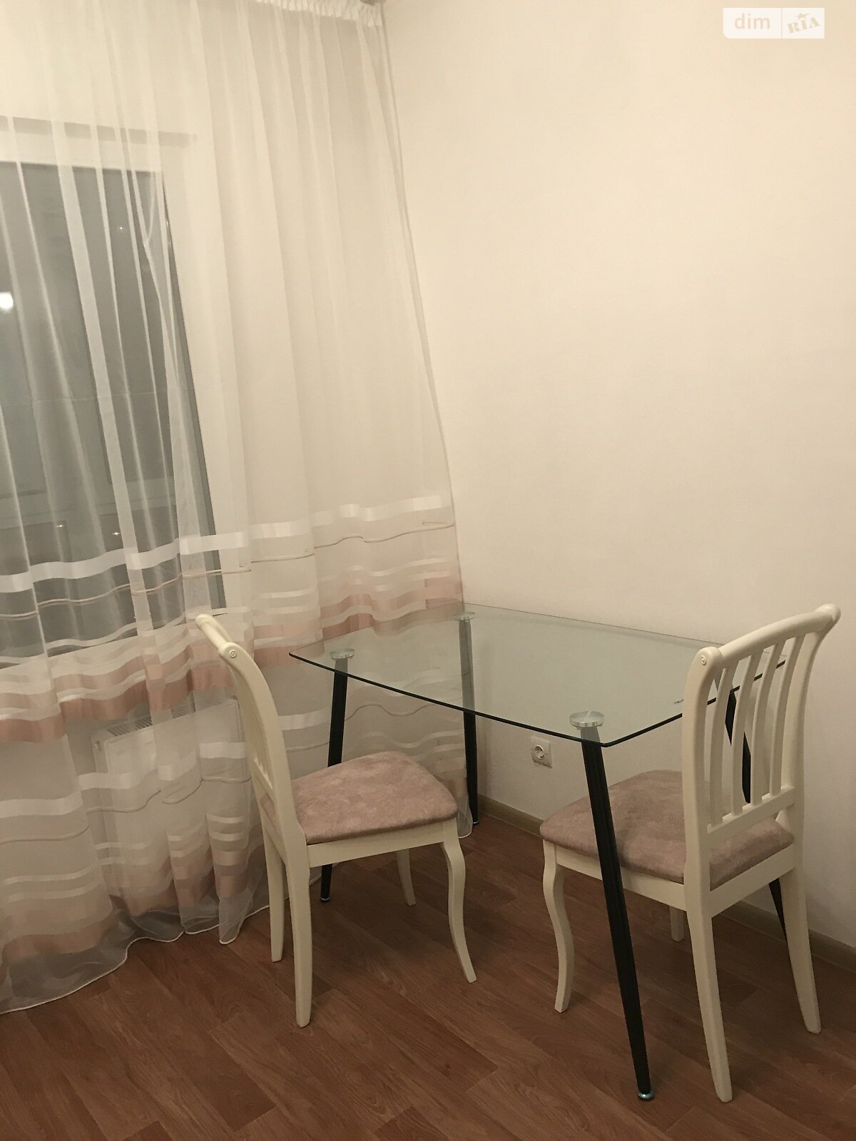 однокімнатна квартира в Києві, район Осокорки, на вул. Софії Русової 7Г в довготривалу оренду помісячно фото 1 однокімнатна квартира в Києві, район Осокорки, на вул. Софії Русової 7Г в довготривалу оренду помісячно фото 1