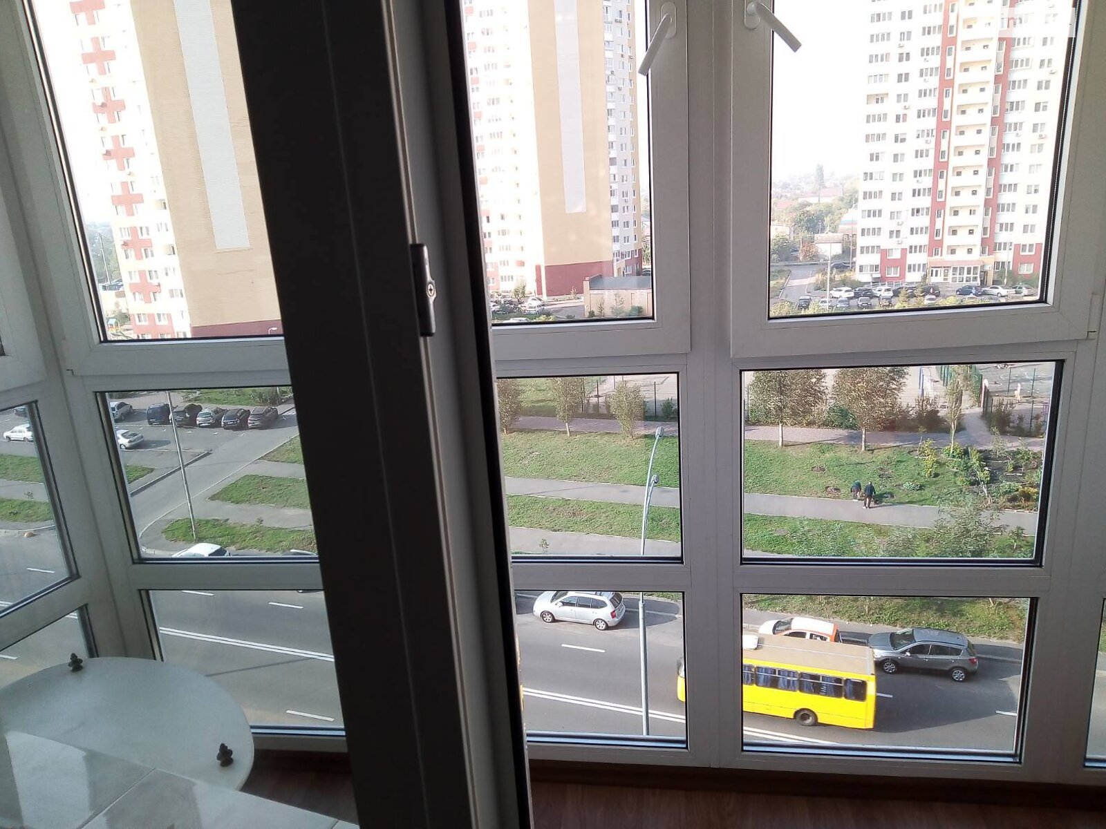 однокімнатна квартира з ремонтом в Києві, район Осокорки, на вул. Софії Русової 7 в довготривалу оренду помісячно фото 1 однокімнатна квартира з ремонтом в Києві, район Осокорки, на вул. Софії Русової 7 в довготривалу оренду помісячно фото 1