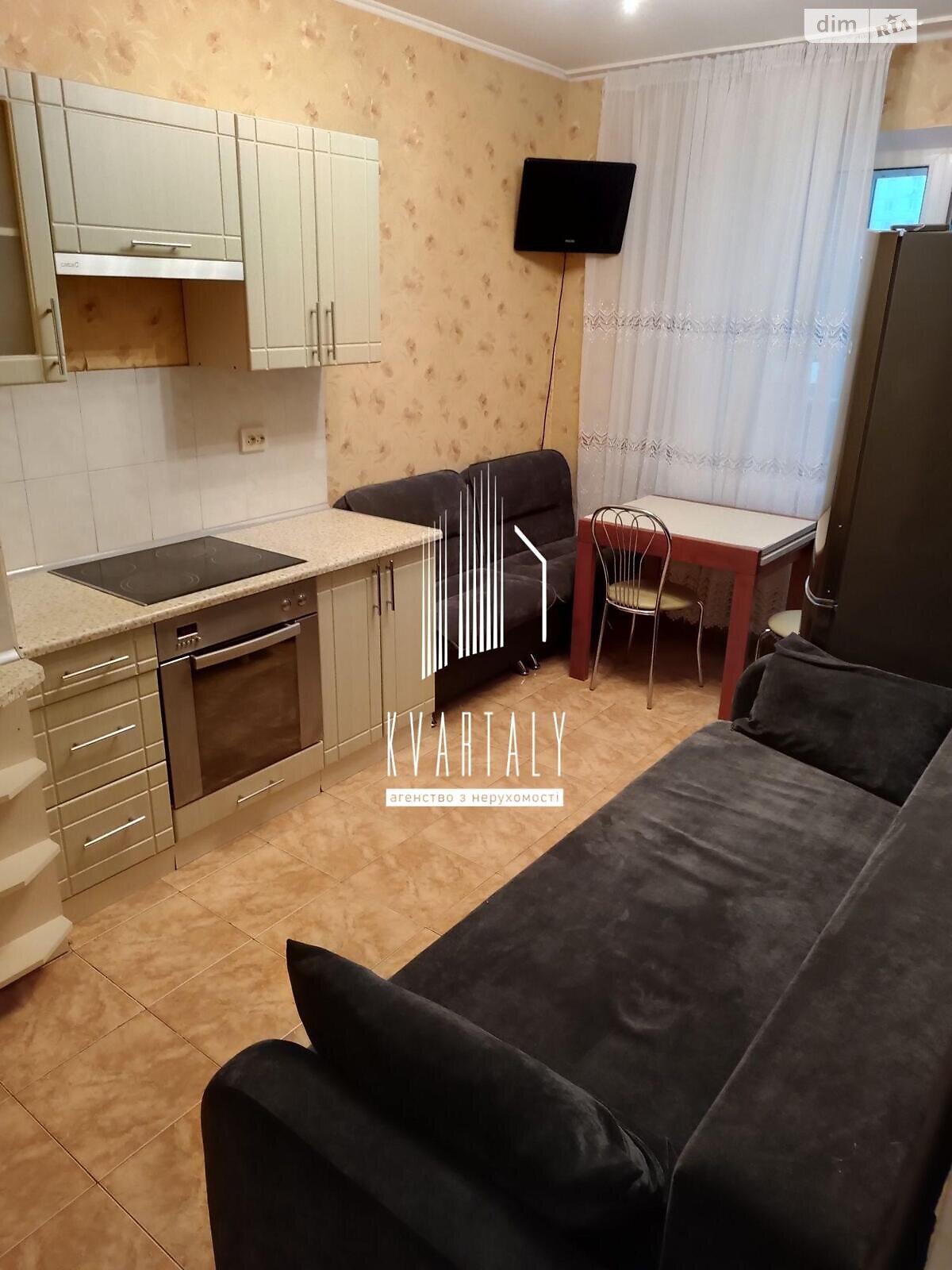 двокімнатна квартира в Києві, район Осокорки, на вул. Соломії Крушельницької 5 в довготривалу оренду помісячно фото 1 двокімнатна квартира в Києві, район Осокорки, на вул. Соломії Крушельницької 5 в довготривалу оренду помісячно фото 1